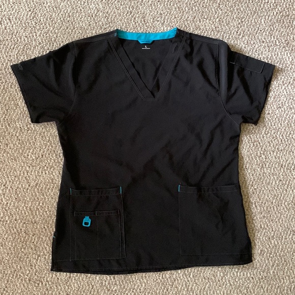 Carharrt Scrub Top - Picture 1 of 3